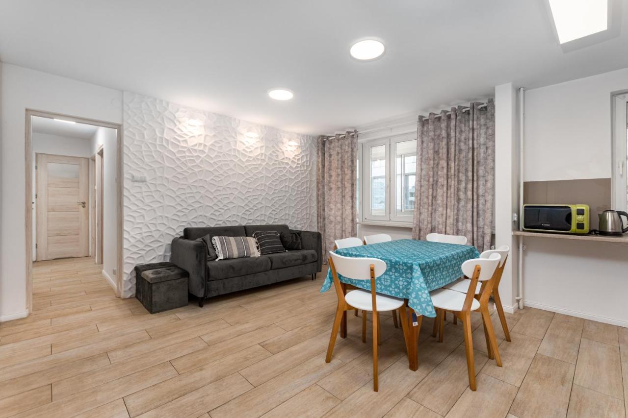 Emilii Plater 47 By Homeprime Warsawa Bagian luar foto