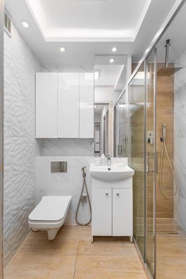 Emilii Plater 47 By Homeprime Warsawa Bagian luar foto