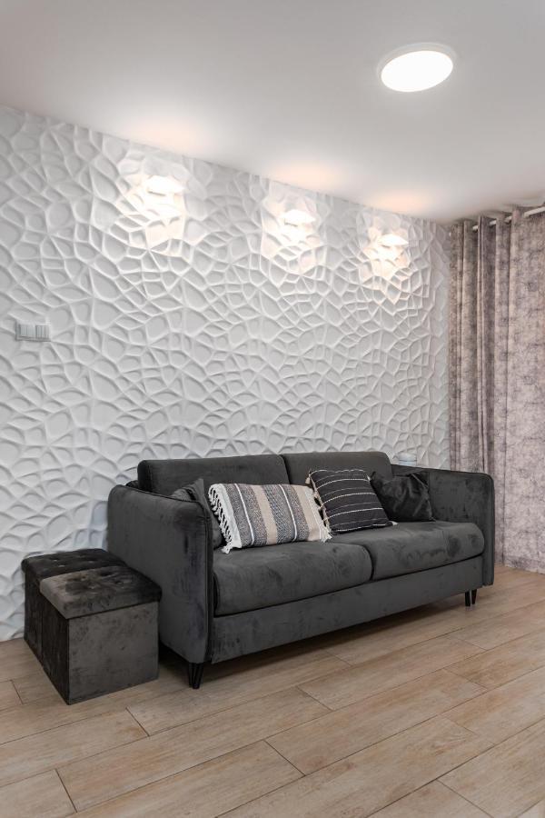 Emilii Plater 47 By Homeprime Warsawa Bagian luar foto